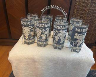 Vintage Jeanette Wedgewood Grapevine glass tumblers