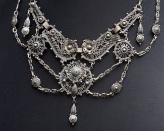Vintage 1940s INDO-CRAFT Etruscan Revival Festoon Necklace by Rice-Weiner, Signed, Antiqued Silver-Tone Filigree
