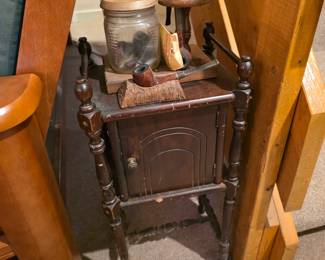 Smoking stand and pipes. 