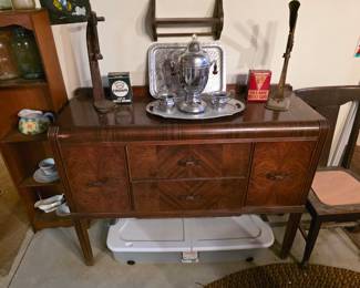 Beautiful antique sideboard/buffet. 