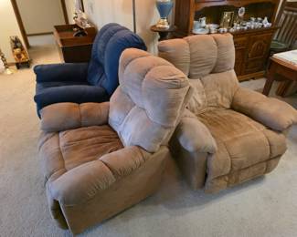 Recliners, all in excellent condition. 