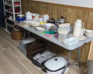 Dishes, small appliances
