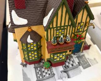 Department 56 Dicken's Village houses