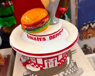 Department 56 Dinah's Drive-In