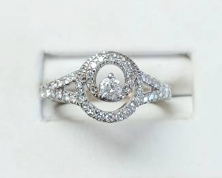 Round diamond circle ring 0.40 ct tw
Approx sz 6.5