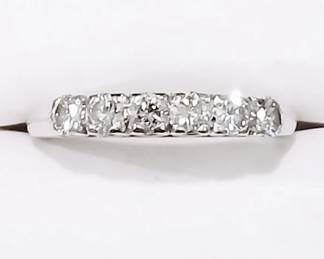 Vintage 14k white gold band with approx 0.60 ct tw in diamonds
Approx sz 6.75
