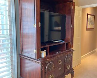 armoire, tv works