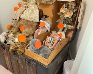 vintage trunk