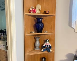 corner display