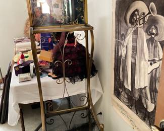curio/mirror stand