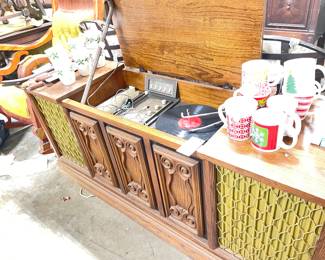 vintage stereo - not sure if it works