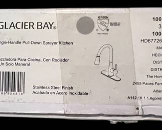 NEW Glacier Bay Sadira Kitchen Faucet