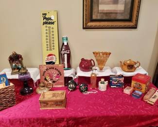 Nice grouping of Vintage and Antique collectibles