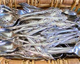 Huge set of Oneida Stainless Flatware in very good condition.