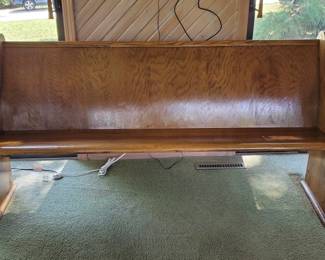 7.5' NICE  all wood Church Pew/Bench. 