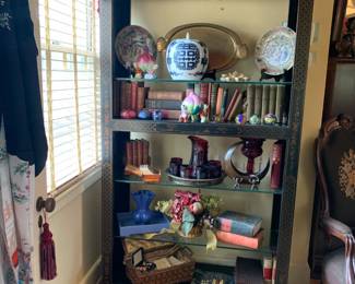 Oriental Shelf 