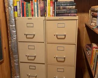 Filing cabinets 