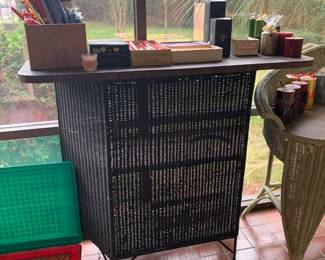 Rattan bar 