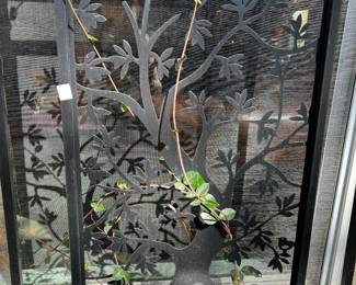 2 trellis vine holders metal - very pretty