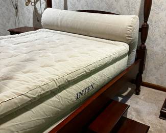 Intel queen size blow up mattress