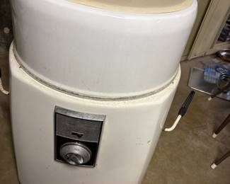 Vintage washing machine - Lady Kenmore 2 speed