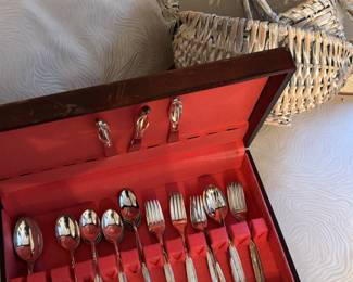 Silverware Sets 