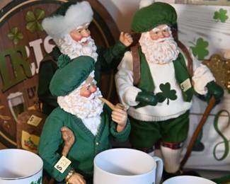 Irish Santa figurines