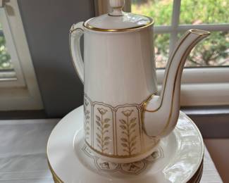 Royal Crown Derby "Exeter" Bone China (37pc)