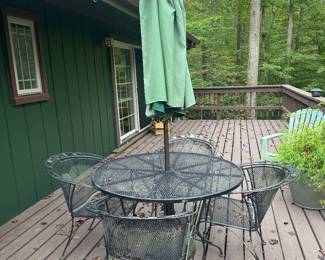 Salterini Outdoor Wrought Iron Patio Set