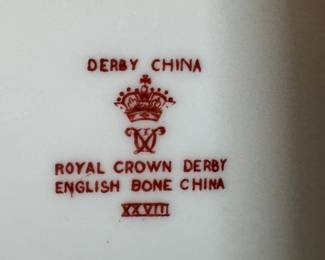 Royal Crown Derby "Exeter" Bone China (37pc)