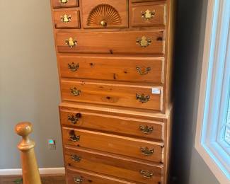 Thomasville Replicas 1800 Series Hi Boy 12 Drawer Chest on Chest Dresser (40"W x 20"D x 75"H)