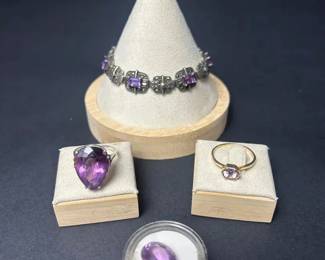 Amethyst Jewelry Suite in Gold and Silver with Loose Quartz Gemstone