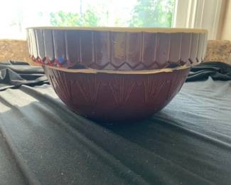 10.5 in Textured Stoneware Bowl