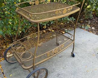 Vintage Woodard Style Cast Iron Patio Furniture.