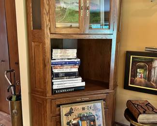corner hutch
