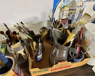 Paint brushes