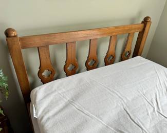 Oak Twin Bed