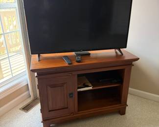 Flat screen TV & media cabinet