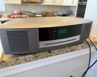 Bose Wave Music system with remote