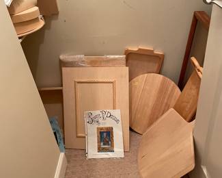 misc. wood pieces for crafting