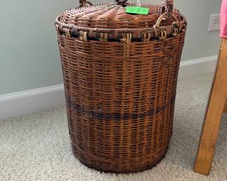 vintage rattan basket with lid & handle