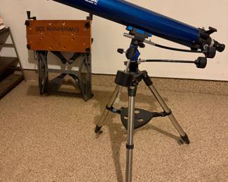 Meade Polaris 80 telescope with tripod (extra eye pieces sold separately)