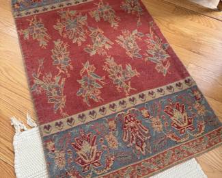 Sisilia throw rugs (2)