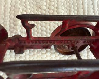 Vintage KENTON TOYS cast iron firetruck