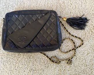 Chanel bag (unauthenticated)