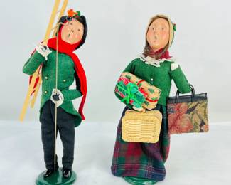 Christmas Carolers