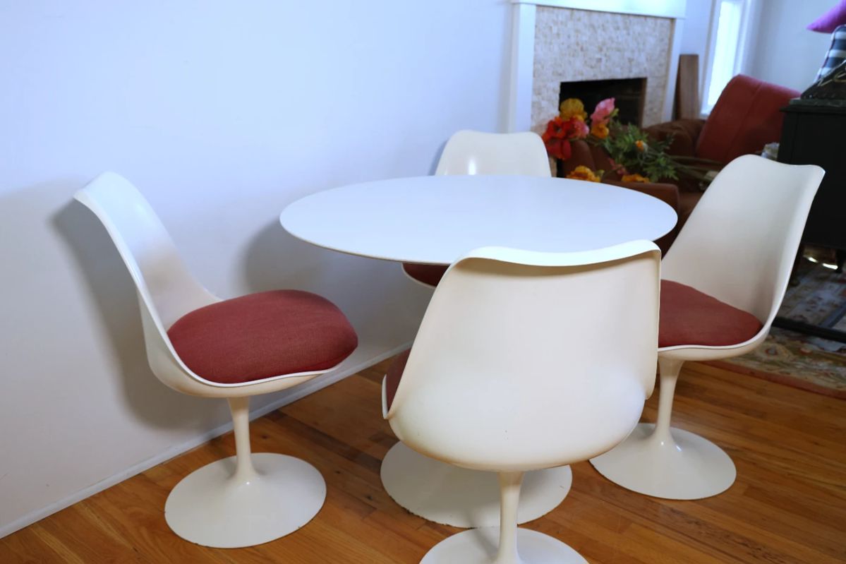 KNOLL VINTAGE SET Eero Saarinen