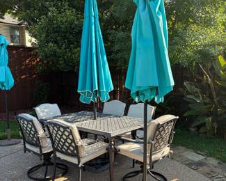 Cast aluminum outdoor patio set