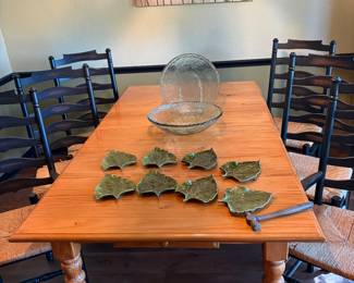 Farmhouse, dining table 6 chairs