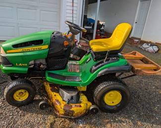 John Deere LA145 100 Series
